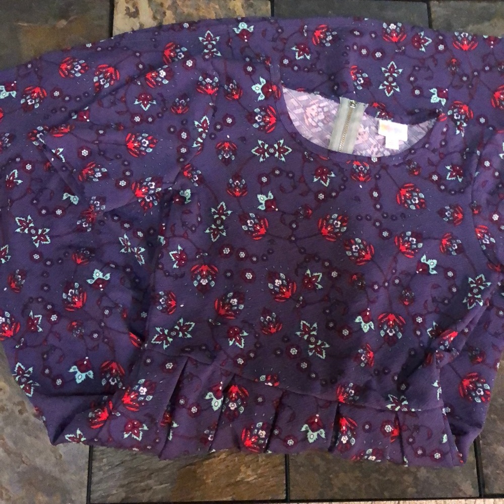 LulaRoe Amelia Size Small, 💜💙❤️ with pockets